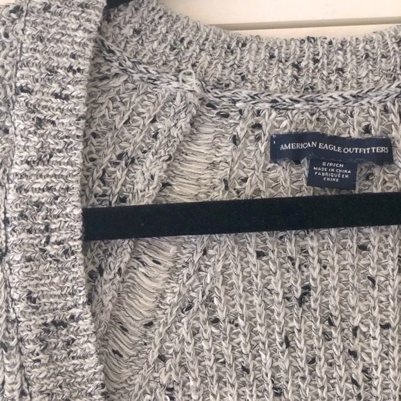 AE sweater cardigan - Picture 3 of 4